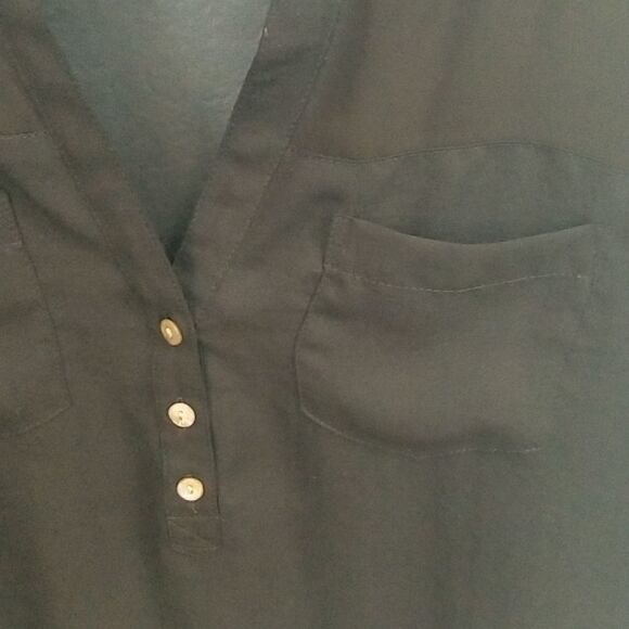 Express 3/4 tab sleeve top - Picture 8 of 12